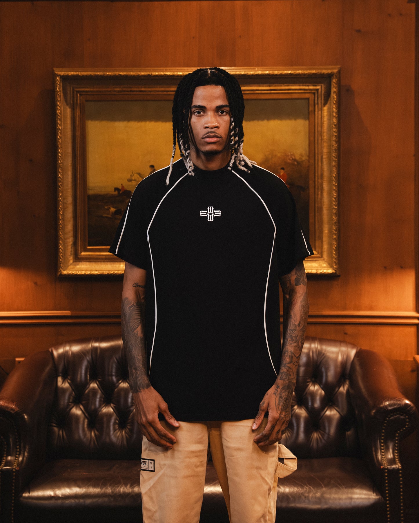 Camiseta Negra Off-Season Hombre